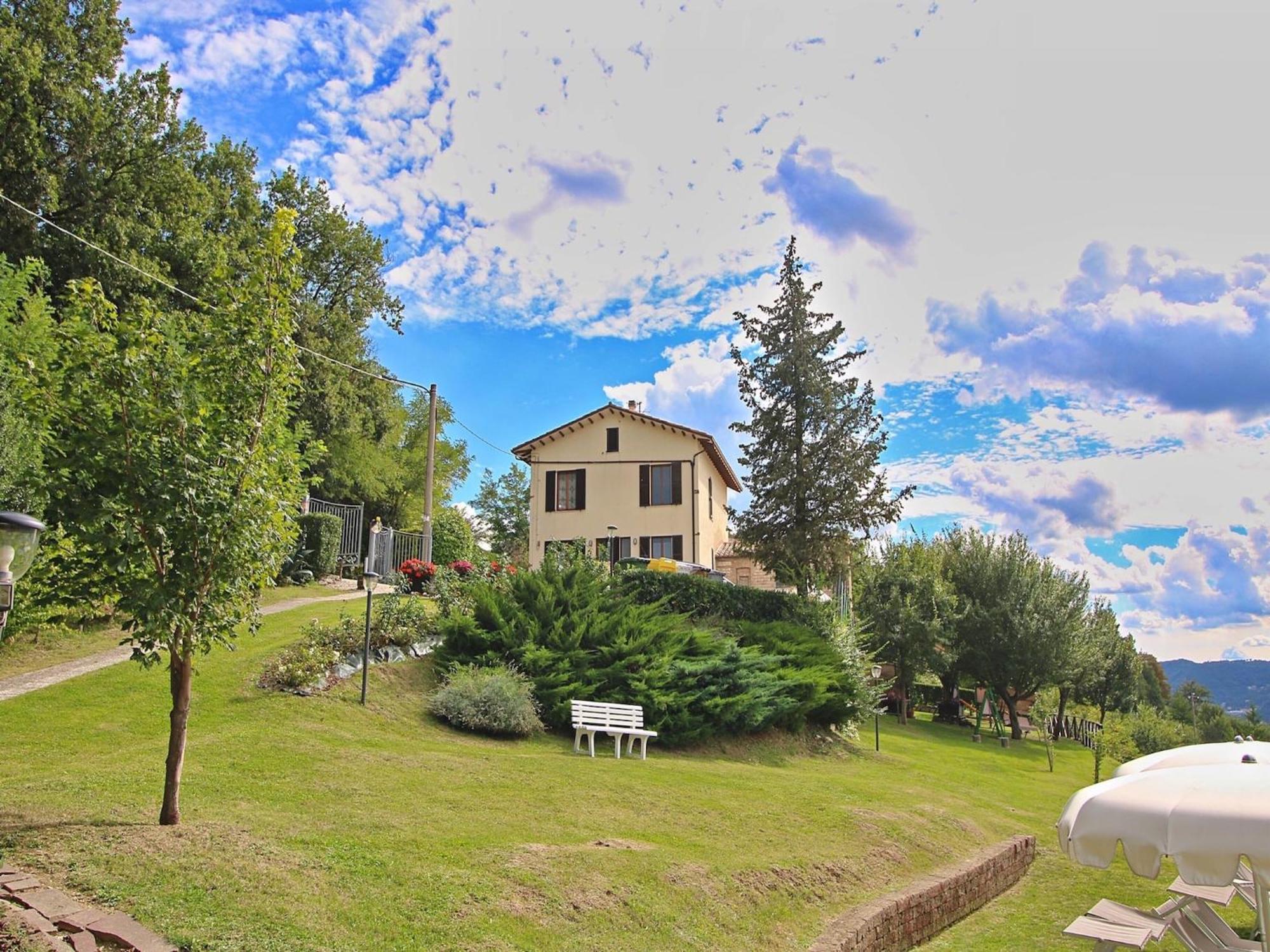Nice Flat In Arcevia With Swimming Pool Екстер'єр фото