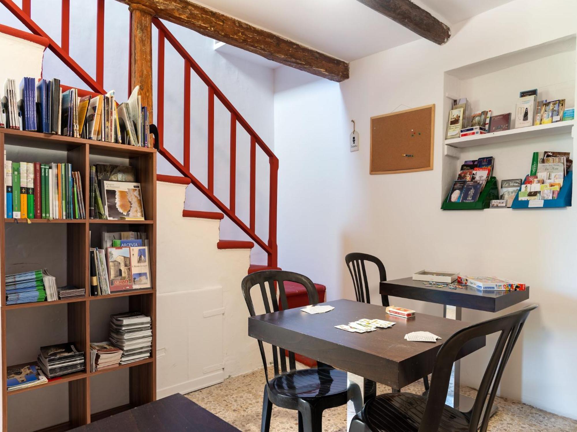 Nice Flat In Arcevia With Swimming Pool Екстер'єр фото